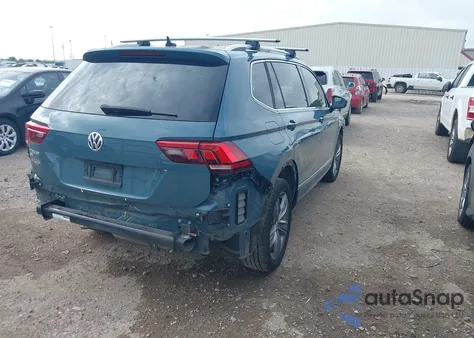 2020 Volkswagen Tiguan 2.0T Se/2.0T Se R-Line Black/2.0T Sel from USA, damaged, VIN 3VV3B7AX5LM167839